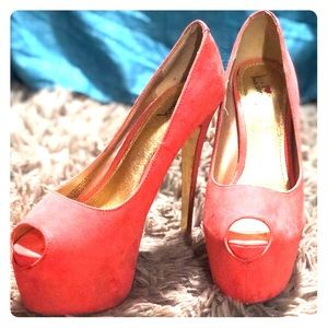 Luichiny peep toe pumps size 9